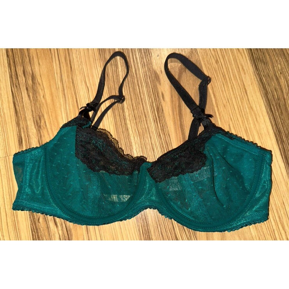 Victoria's Secret Dream Angels 32D Wicked‎ Unlined Dotted Mesh Bra Lace